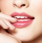 Làm thế nào để có đôi môi hồng hào và mềm mại?