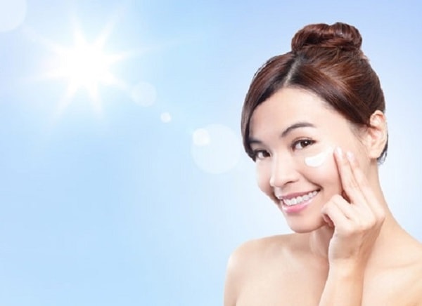 kem chống nắng Carita