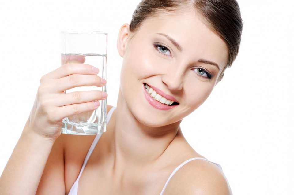 Dưỡng da vùng mắt